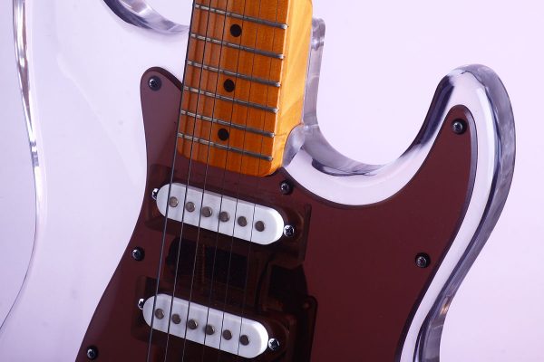 Acryl-E-Gitarre Strat